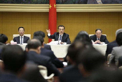 李克强：削减行政审批事项　保留安全环保