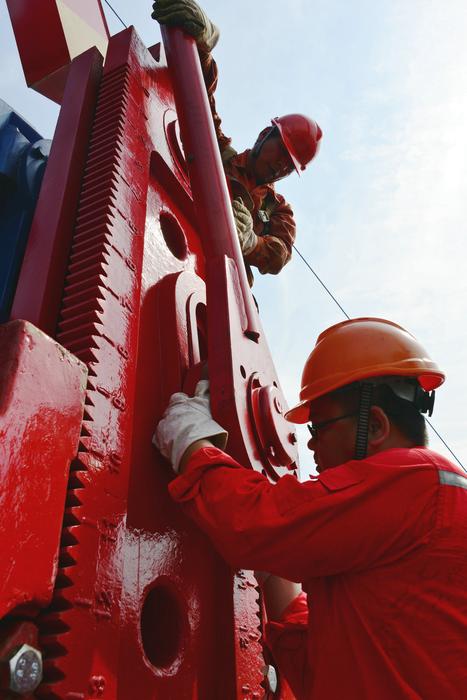 江苏油田:特殊的天气需要特别的安全