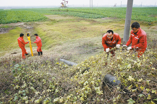 中国石化企业排查管网隐患确保安全生产9